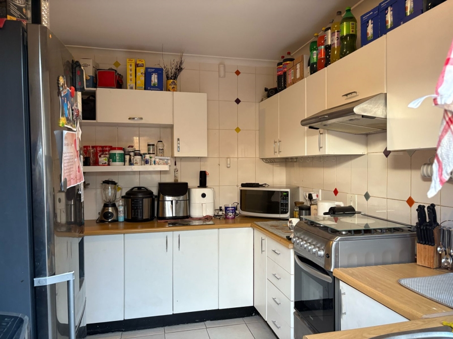 2 Bedroom Property for Sale in Labiance Estate Western Cape